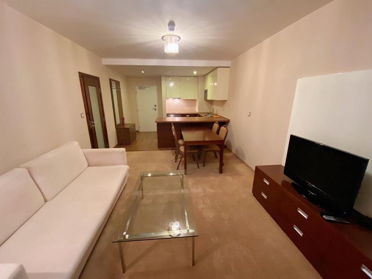 Golden Fish Apartmany Xia Pilzno Zewnętrze zdjęcie